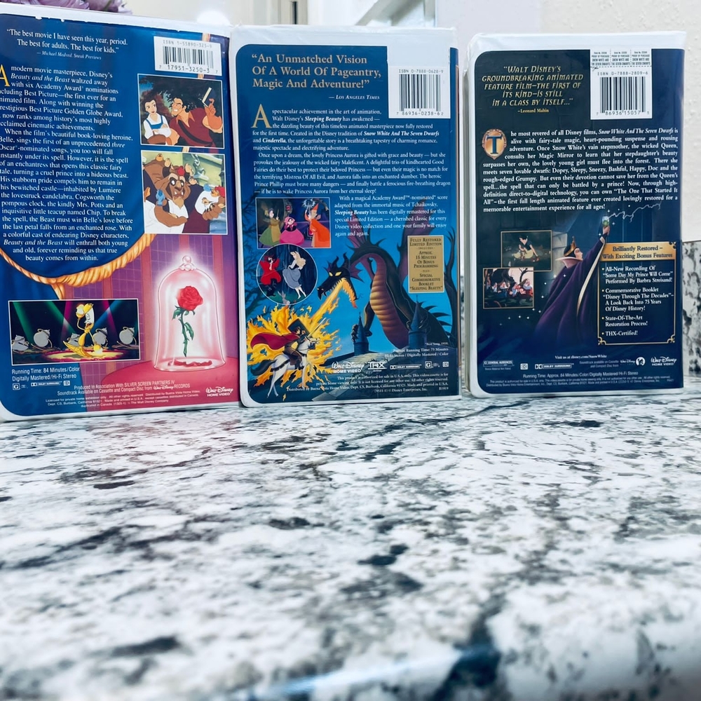 Disney Princess Classic VHS Collection - Picture 2 of 3